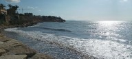 El calor da tregua en Alicante: bajan las máximas en el litoral y los cielos siguen despejados