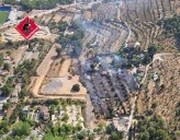 La rápida actuación de emergencias evita la propagación del fuego en el Romeral de Alcoy