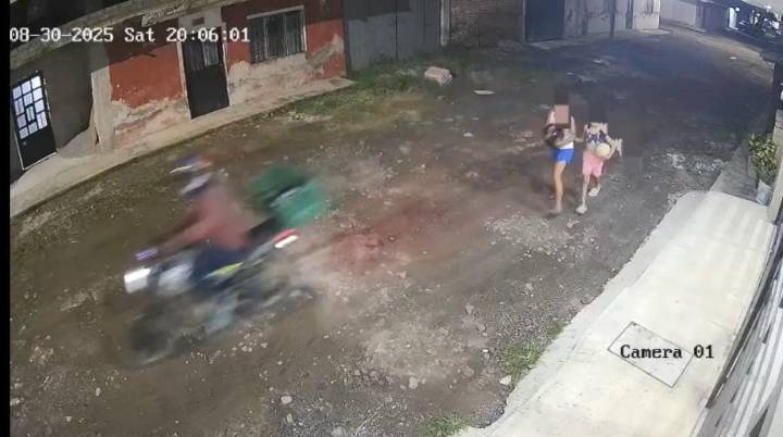 DEPRAVADO MOTOCICLISTA CAPTADO EN VÍDEO