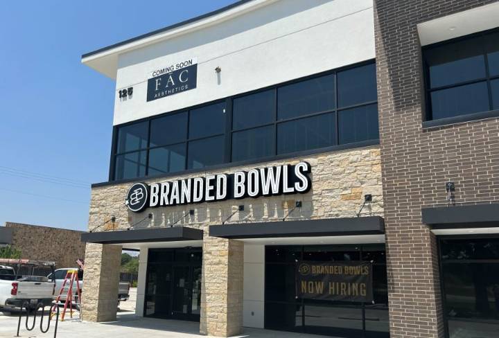 Branded Bowls now hiring for new location at Lakeside