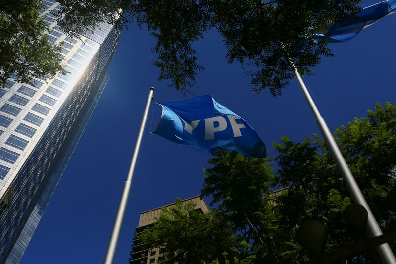 US appeals court sides with Argentina, keeps YPF share turnover on hold