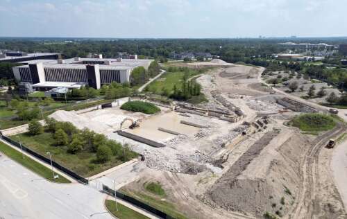 Data center could land at former Alcatel-Lucent site in Naperville