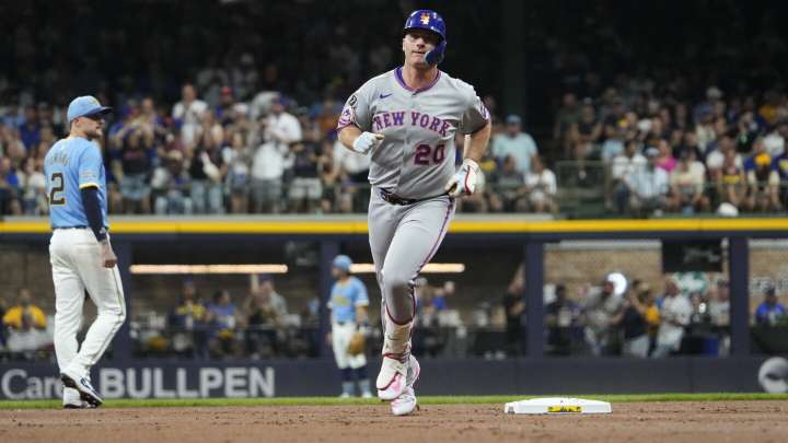 Pete Alonso hits 252nd home run to match Darryl Strawberry for Mets record