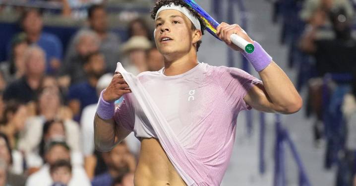 Ben Shelton rallies to beat Karen Khachanov in Toronto final