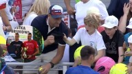 ¿Quién es Piotr Szczerek, el CEO que le arrebató un regalo a un niño en el US Open?