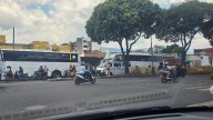 Denuncian llegada de buses a Bucaramanga para evento del presidente Petro