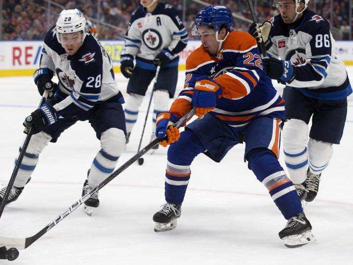 Smurf City: Edmonton Oilers now faster but smaller on the wing. Does size matter?