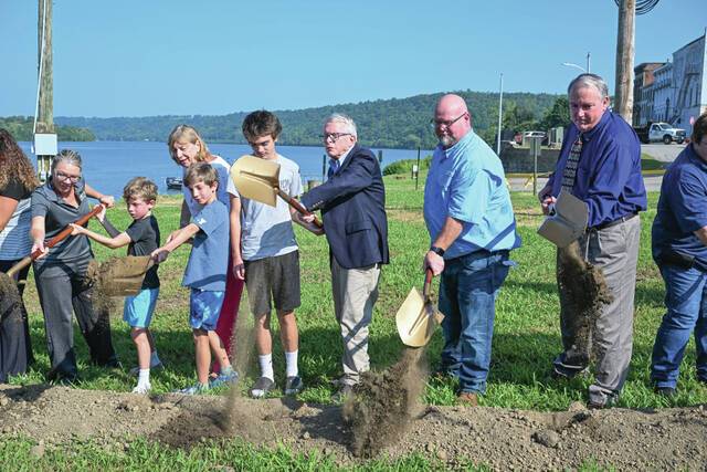 DeWine celebrates $36 Million in Riverfront Redevelopments in Brown County