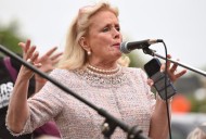New Instagram map feature is dangerous for kids, Michigan congresswoman says
