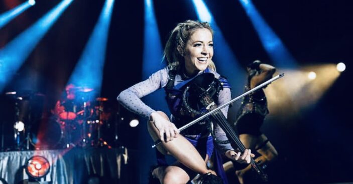 Deleitó Lindsey Stirling en la CDMX