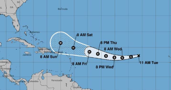 Guardia Costera de EE.UU. llama a mantenerse alerta por la tormenta tropical Erin