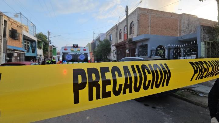 Incendio en casa de Tonalá deja un muerto y 8 evacuados; vecinos denuncias que es tercer incendio en la vivienda