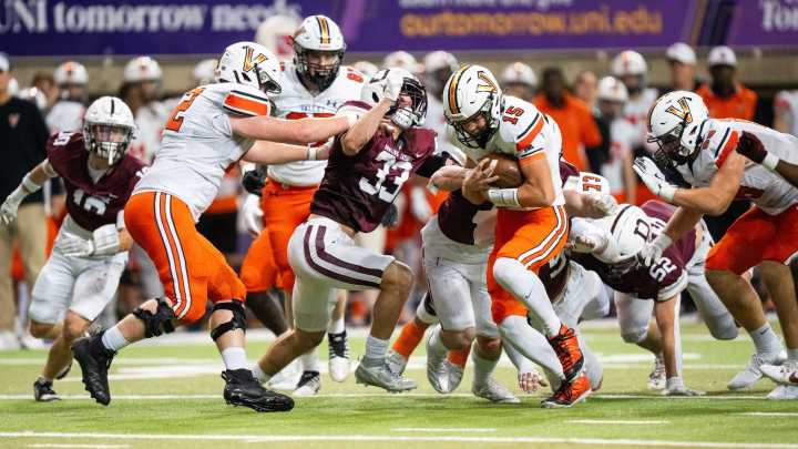 Iowa high school football scores, IHSAA updates Week 1