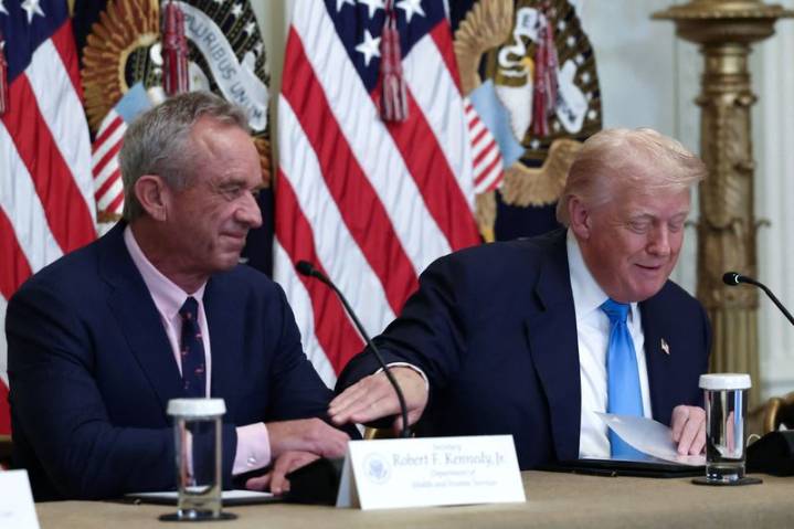 Trump health commission expected to miss its deadline, Bloomberg News reports