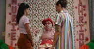 Helenans have a sweet time with the original creator of Strawberry Shortcake