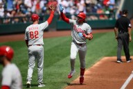 Bohm conecta jonrón en su regreso y los Filis superan 11-9 a Nacionales – Chicago Tribune