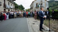 Las llamas llegan a la aldea natal de Feijóo y a dos municipios del entorno de Vigo