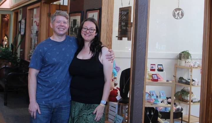 New downtown store offers arts and crafts