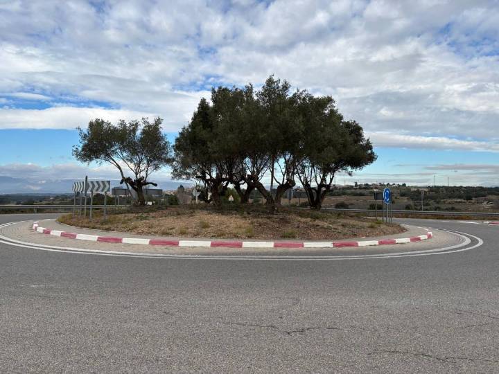 La Diputació de Tarragona il·luminarà 22 rotondes amb energia solar per reforçar la seguretat viària