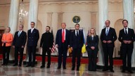 Trump llama Putin para preparar encuentro tripartita con Putin
