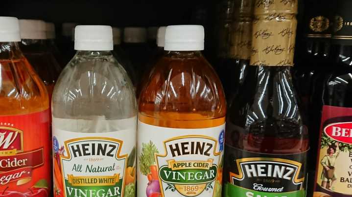 Distilled Or Apple Cider Vinegar: Which Is Best For Getting Rid Of Weeds?
