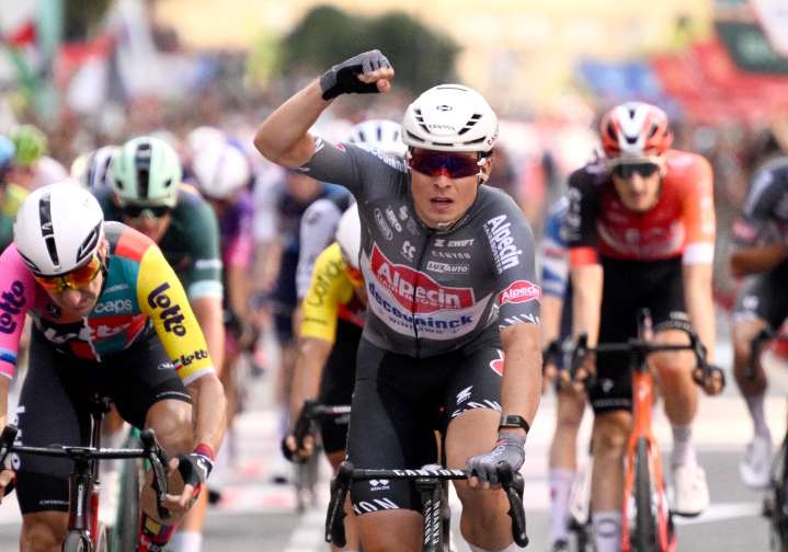 Philipsen gana su segunda etapa en la Vuelta a España