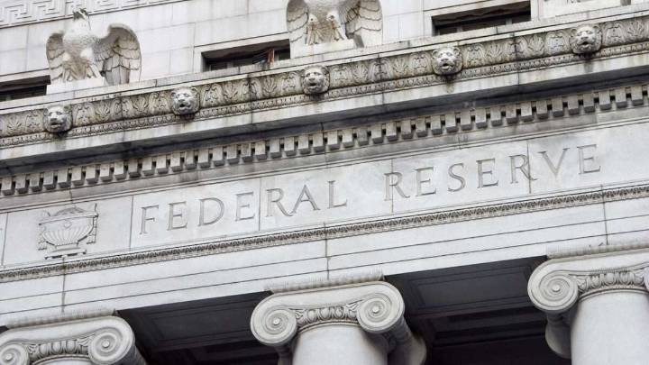 The Real Threat to Fed Independence Isn't Trump. It's Congress' Debt Addiction.