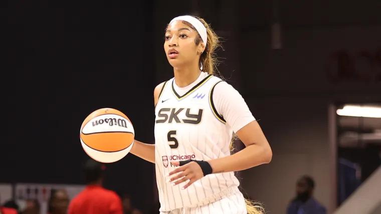 Angel Reese reacts to Bulls Hall of Famer comparison