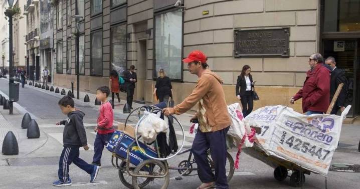 Una familia porteña tipo necesitó más de $1.200.000 para no ser pobre en julio