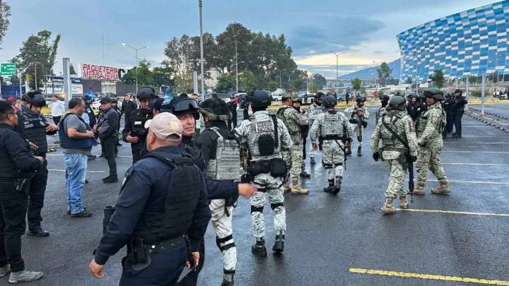 Previo a partido de futbol, se registra riña en inmediaciones del Estadio Cuauhtémoc