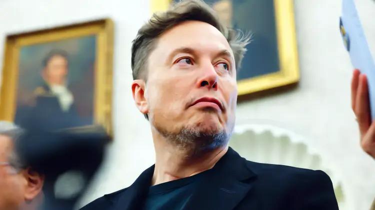 Tesla asegura a Elon Musk con paquete accionario de 30 mil millones de dólares