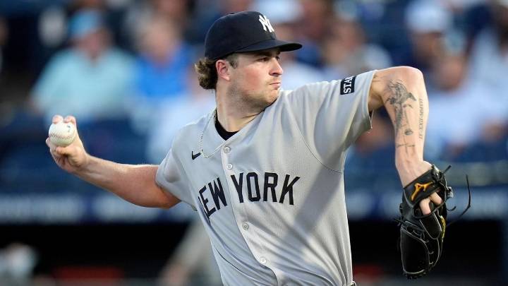 Cam Schlittler starts strong, Yankees finish strong in win over Rays