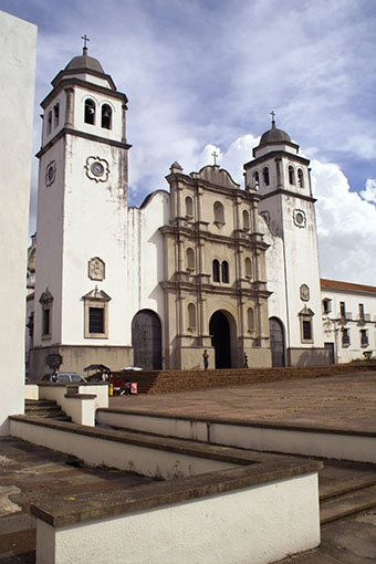 Restos de Monseñor Mario Moronta serán velados en la Catedral de San Cristóbal