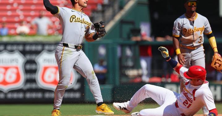 Jordan Walker homers in 3-run 7th inning to help Cardinals beat Pirates 4