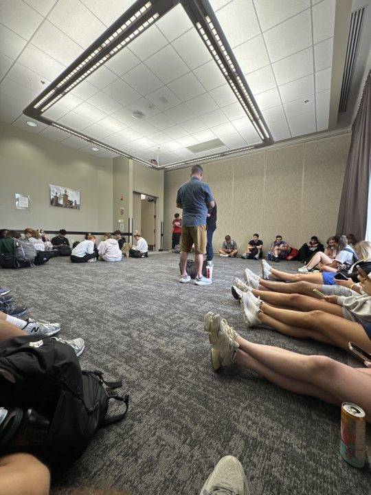 Police: No evidence of active shooter after University of Arkansas alert