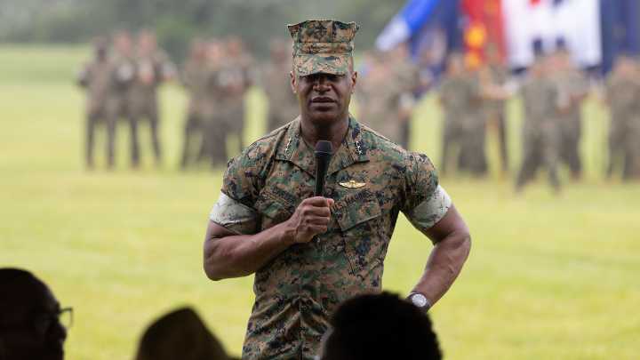 Marine general will return to Parris Island 40 years after graduating
