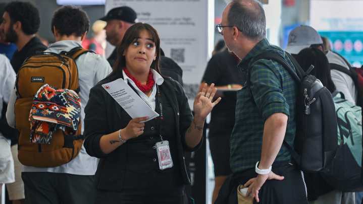 Air Canada plans to restart services Sunday; union says strike will continue