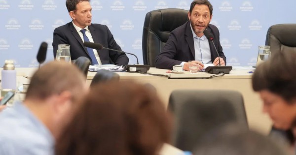 Triple frente en Diputados: coimas, criptoestafa y tragedia con fentanilo ponen en jaque al Gobierno