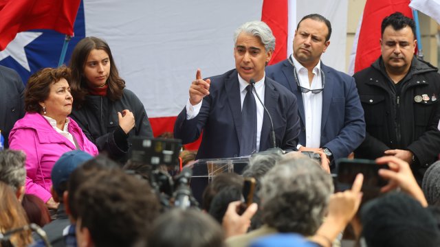 Su quinta carrera: Marco Enríquez-Ominami inscribió su candidatura