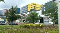 MUHC ends use of plastic hospital cards starting Thursday