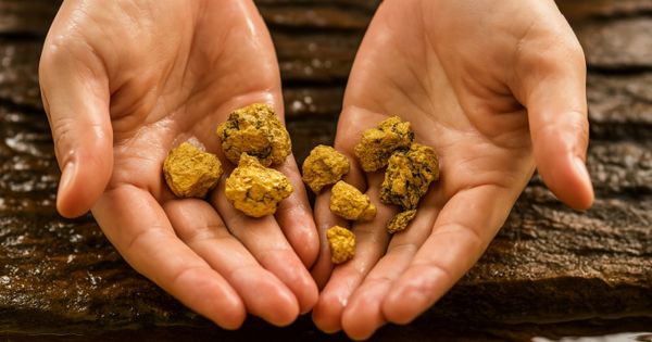 Descubren un lago repleto de oro que cambiará la riqueza de este país para siempre