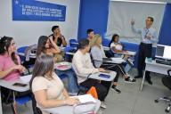 ¿En qué horario quieres estudiar inglés? Cevamar tiene un curso para cada uno