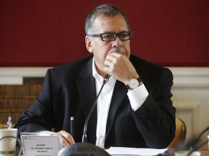 Lagos Weber reprocha críticas de Carmona hacia Marcel y afirma que cada intervención del presidente del PC genera "ruptura"