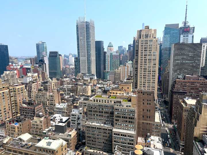 Midtown South rezoning moves forward, 34th Street busway and protection for Garment District workers included