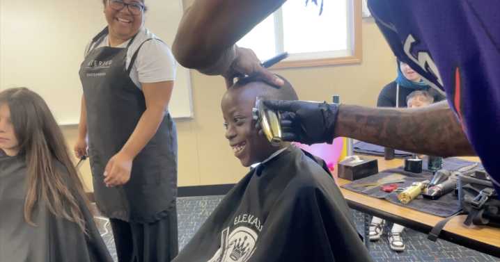 Local barbers offer free haircuts to Taft Elementary students