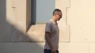 El juez imputa por homicidio imprudente al cirujano de Alicante que amputó los dedos a su padre en la cocina