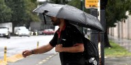 Vuelven las lluvias al AMBA: a qué hora llovería y cómo seguirá el clima durante el fin de semana