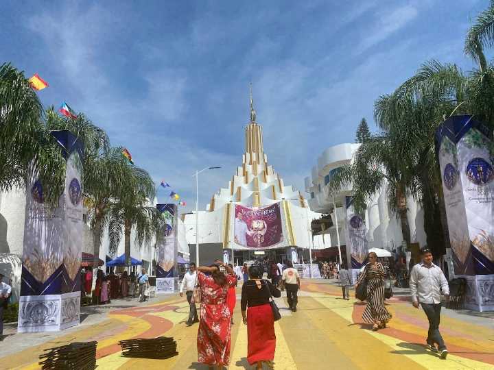 Gobierno de Guadalajara investigará cobros a comerciantes en festividades de La Luz del Mundo