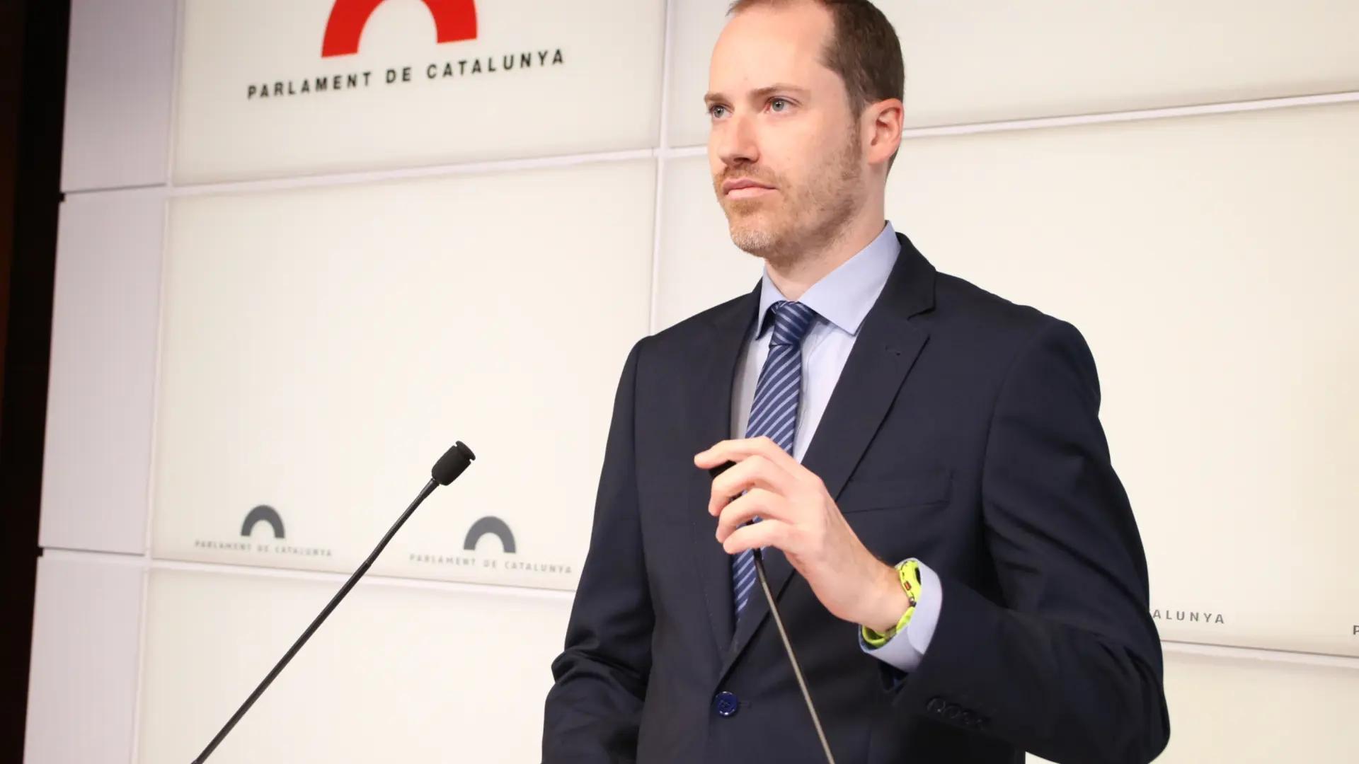 El PP catalán tilda de "timo" el primer año de Illa al frente del Govern