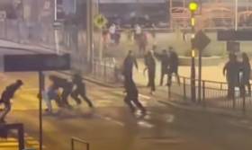 Jóvenes protagonizan violenta riña nocturna en Copiapó: Fue captada en video